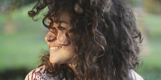smile-woman-positive