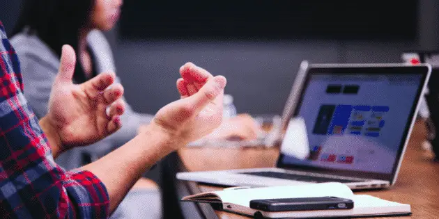 computer-man-talk