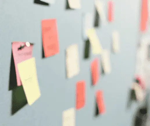 sticky-notes-wall