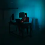 hacker-room-computer