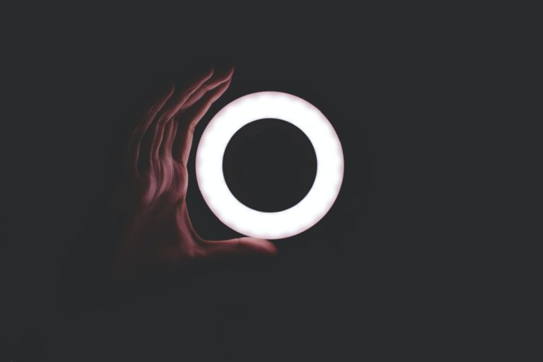 ring-light-anneau-lumineux