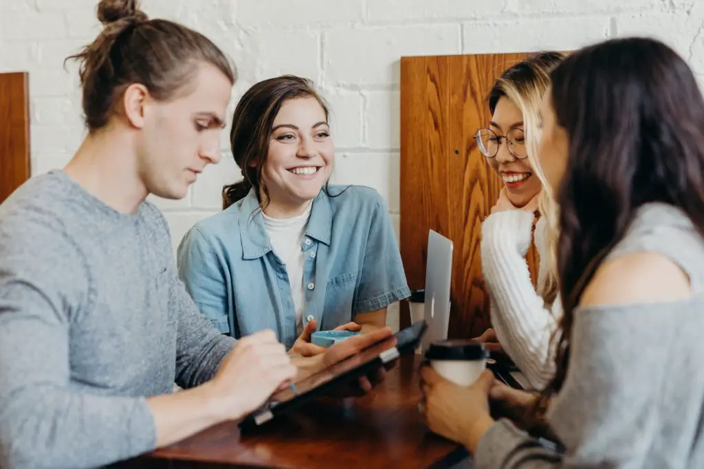 woman-smile-meeting