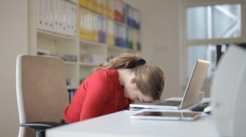 women-tired-computer