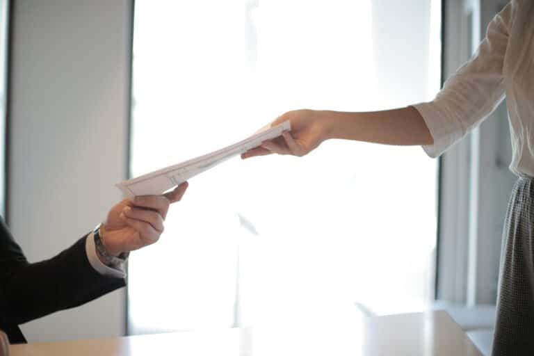 hands-CV-Resume-pexels