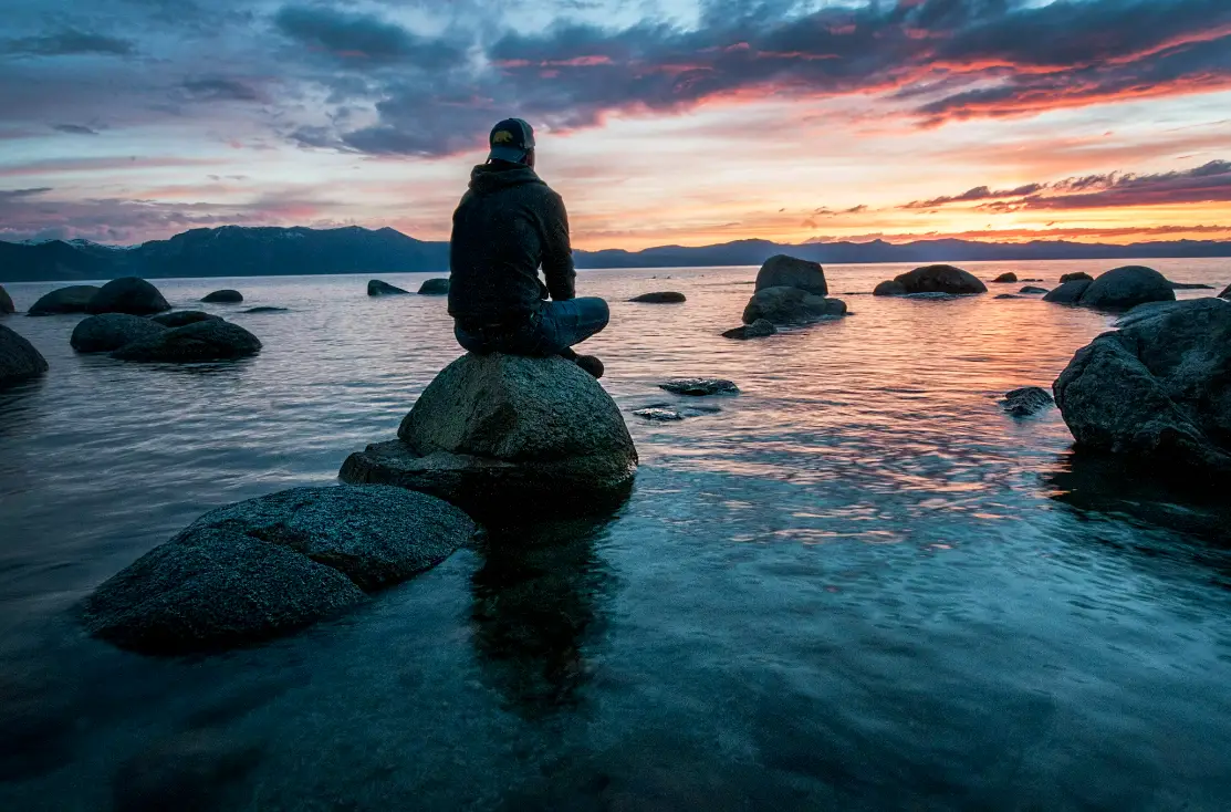 Vivre sereinement : 15 techniques pour se libérer du stress et des soucis